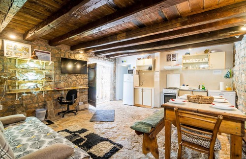 urinici Casa | Casa Kočan-Villa de cuatro dormitorios con terraza y piscina