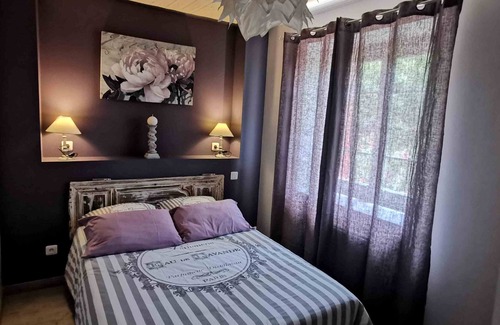 Saint-Maurice-d'Ibie Villa | CASA LE VIEUX MURIER CON TERRAZA CUBIERTA DE 50M²
