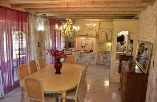Boisset-et-Gaujac Casa | Casa Morada de gran situación a 3min d' anduze tarifas de 1390 tiene 2790 €