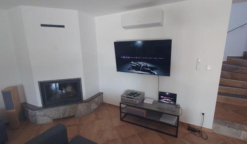 Skrbcici Casa | House Maja