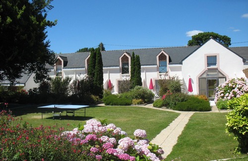 Clohars-Carnoet Casa | House N° 1-- Tt Cft, 3*. Free WiFi. Private terrace, Swimming pool 28°, Tennis