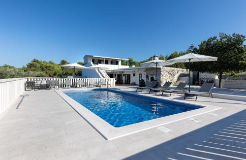 Seget Gornji Villa | House Natura