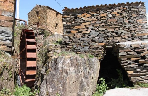 Covilha Cabaña | Parque Natural de Casa en las laderas de la Serra da Estrela