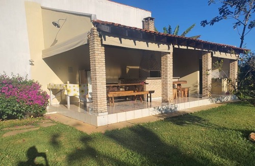 Chapada dos Guimaraes Casa | HOUSE NEAR FOREST GARDEN