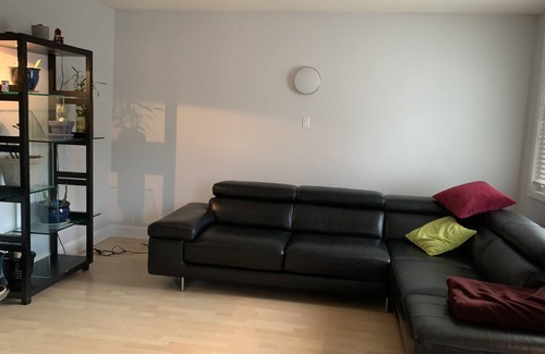 Castlegar Casa | House near amenities, grocery store, coffee shops, Columbia river, ski hills