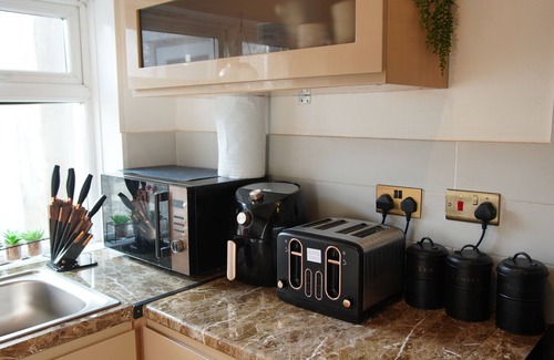 Splott Casa | House Near Cardiff City Centre