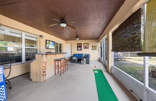 Port Saint Lucie Casa | House near Jensen Beach! With Game Room and Sunroom