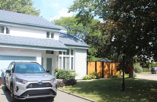 Longueuil Casa | House near Montreal with swimming pool