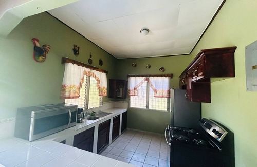 Puerto Cortes Casa | House near the beach in Tulian Campo