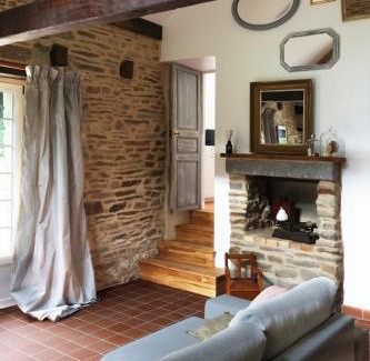 Vieux-Viel Casa | House Nestled in the Forest