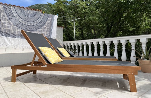 Vratarusa Apartamento | House Niko - "MaxSea" 2-day suite with sauna - 1 minut from the beach
