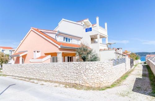 Sevid Casa | House Nikolina