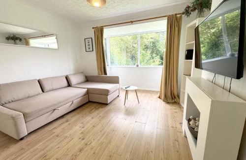 Telford Casa | House number 8 sleeps up to 6 People with Smart TVs in Every Room