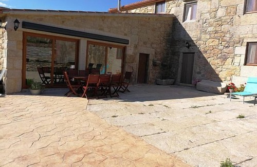 Dumbria Chalet De Esquí | Casa O Leiteiro para 15 personas