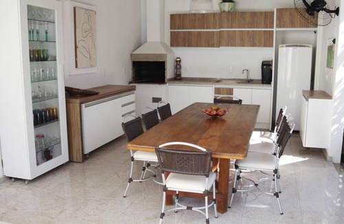 Jurere Internacional Casa | Casa de 05 suites, excelente zona de ocio y ubicación inmejorable!
