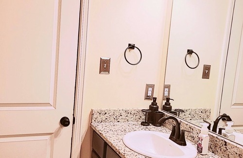 Tangipahoa Parish Casa | House of Aries- Your home-away-from-home.