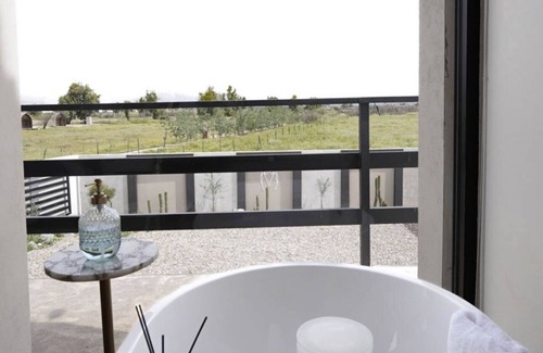 Ejido El Porvenir Casa | House of Gemini is a secluded property in the center of Valle de Guadalupe