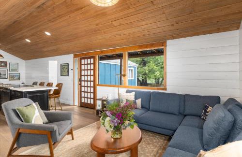 Lodge Hill Casa | House of Joy