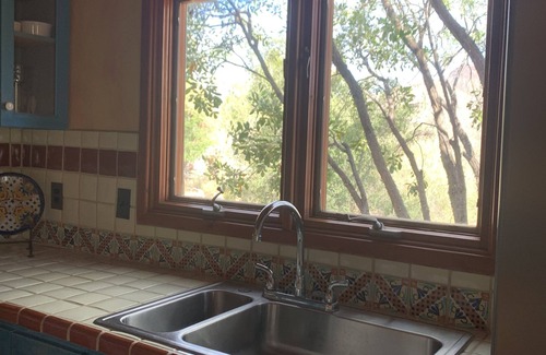 Maricopa County Cabaña | "House of light" 360' views saguaro forests, canyons, mesas & mountains