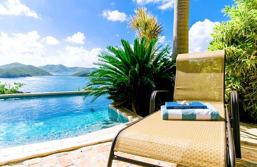 Estate Fortsberg Villa | Casa de Open Arms Villa, Arriba Hurricane Hole, Vistas agua blanca, romántica! Piscina