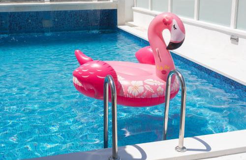 Srinjine Apartamento | House of Oz with Private Pool