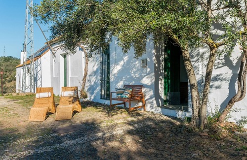 El Granado Cabaña | Casa del Ingeniero Jefe. A orillas del rio Guadiana. Alberca privada 8 personas