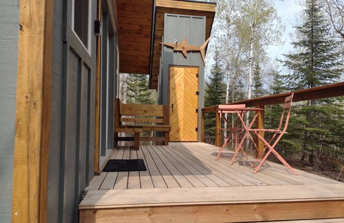 Grand Marais Cabina | House of the Grouse - Charming River-side Cabin and Sauna!