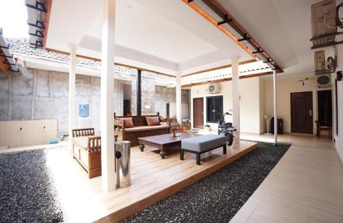 Catur Tunggal Casa | House of ToTI