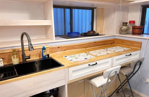 Naha City Centre Casa | ★ Casa unifamiliar “Wakasa no Ie” ★ Naha ☆ Kokusai Dori ☆ Estacionamiento gratuito ☆ Estación Miebashi ☆ WiFi de bolsillo gratis ☆ 110 metros cuadrados ☆ Nuevo interior ☆