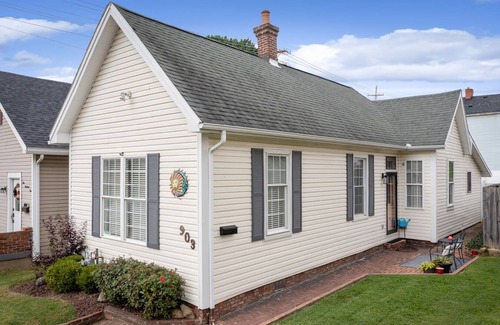 New Albany Casa | House on Mansion Row in New Albany