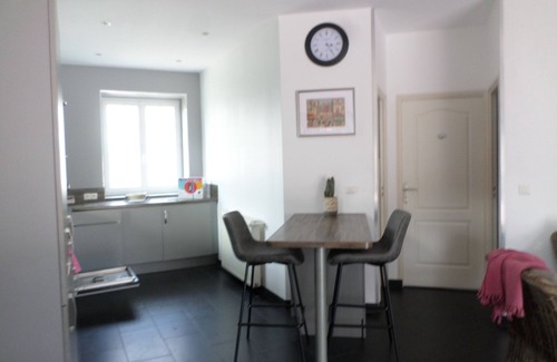 Brie-et-Angonnes Casa | House on property
