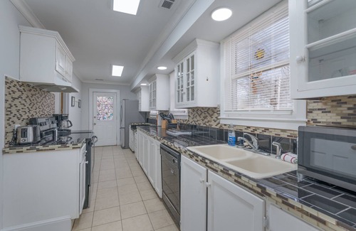 Rock Hill Casa | House on Shurley - in a quiet neighborhood