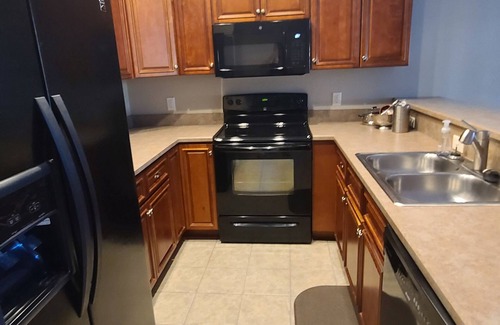 Alachua Casa | House on the 1st fairway. Close to FSU & Gainesville. Pet friendly.
