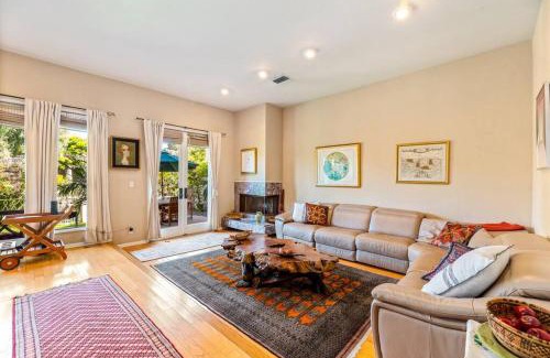 Venice Canals Villa | House on the canal in Venice
