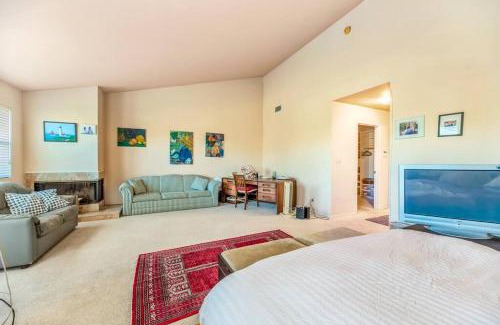 Venice Canals Villa | House on the canal in Venice