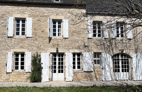 Lanzac Casa | House on the Dordogne for 10 people...