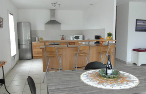 Seguret Casa | Casa en las colinas de la Provenza con vistas a los viñedos ...