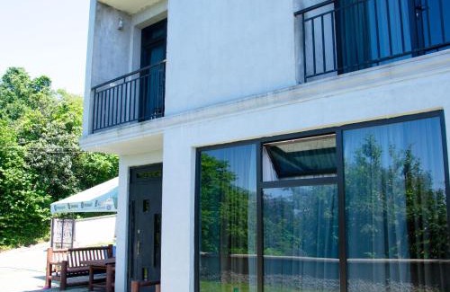 Khelvachauri Villa | House on the mountain with a view of Batumi