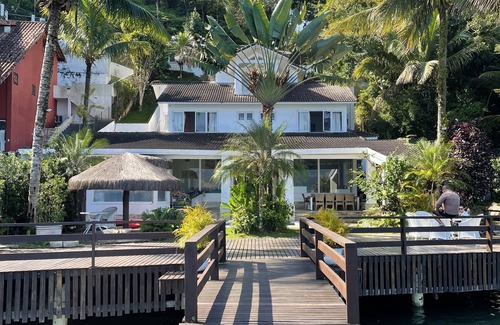 Ilha Do Jorge Casa | House on the Sea, with Deck, 5 Suites, Angra dos Reis, RJ