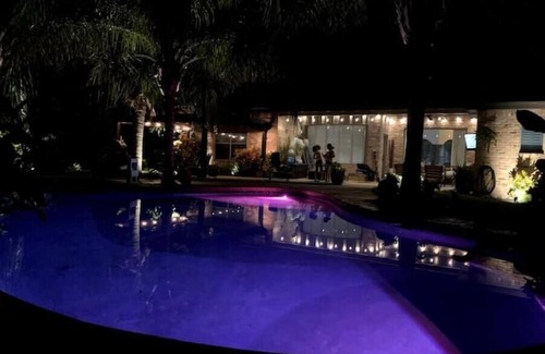 Alamo Casa | House on Vida Santa: Residential home with a pool!