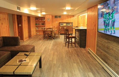 Grand Forks Casa | House one block from the Ralph Engelstad Arena