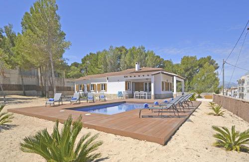 Can Picafort Chalet De Esquí | House PINOCHA