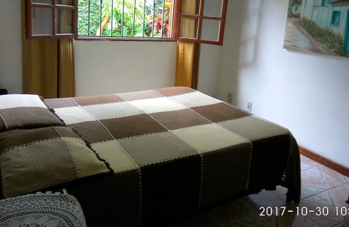 Palmeiras Casa | Casa / Piscina 2 Q +1 SUITE 600m² CENTRO MUY VERDE Y TRANQUILO
