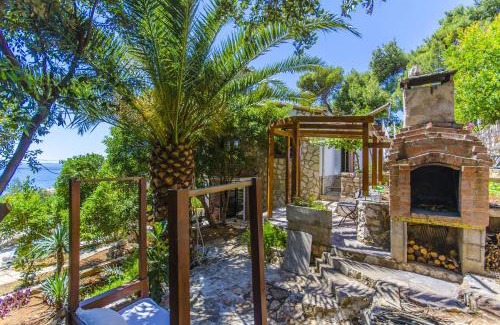 Ivan Dolac Casa | House Renato