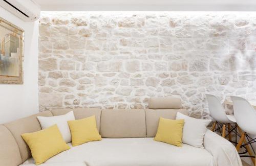 Slatine Apartamento | House RokaStone