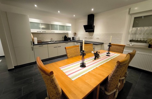 Kluesserath Apartamento | House Rosalinde