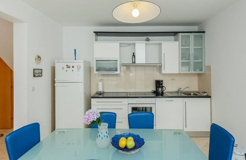 Mirce Casa | House Sanda (105401-K1) - Mirca - island Brac