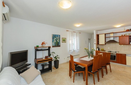 Mirce Casa | House Sanda (105401-K1) - Mirca - island Brac