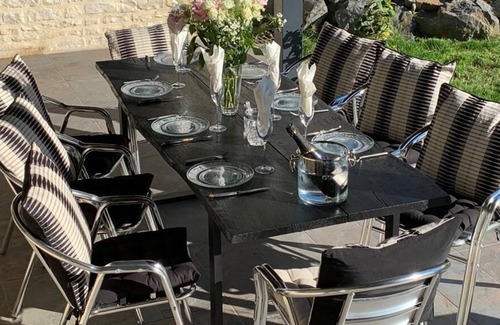 Banville Casa | House the Present Moment