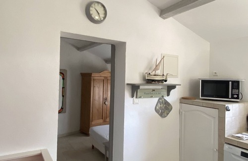 La Cadiere-d'Azur Casa | Dúplex provenzal amueblado con aire acondicionado.